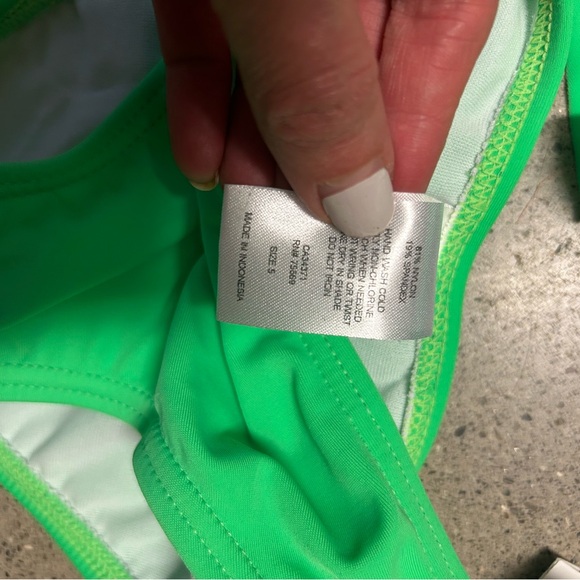 Green Ruffle Bikini Set - Picture 2 of 4